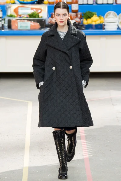 Look 43